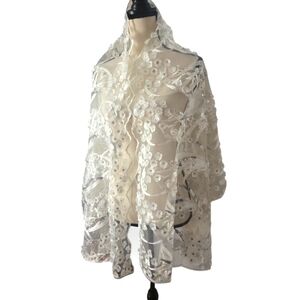 Kate Landry White Floral Wrap